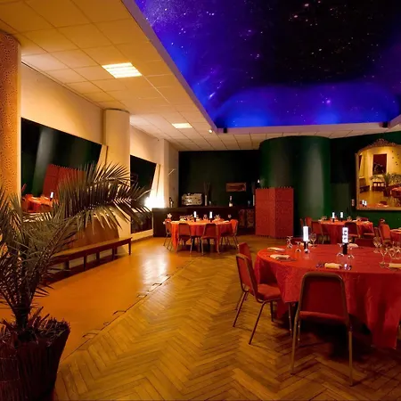 Hotel De France - Restaurant L'Insolite